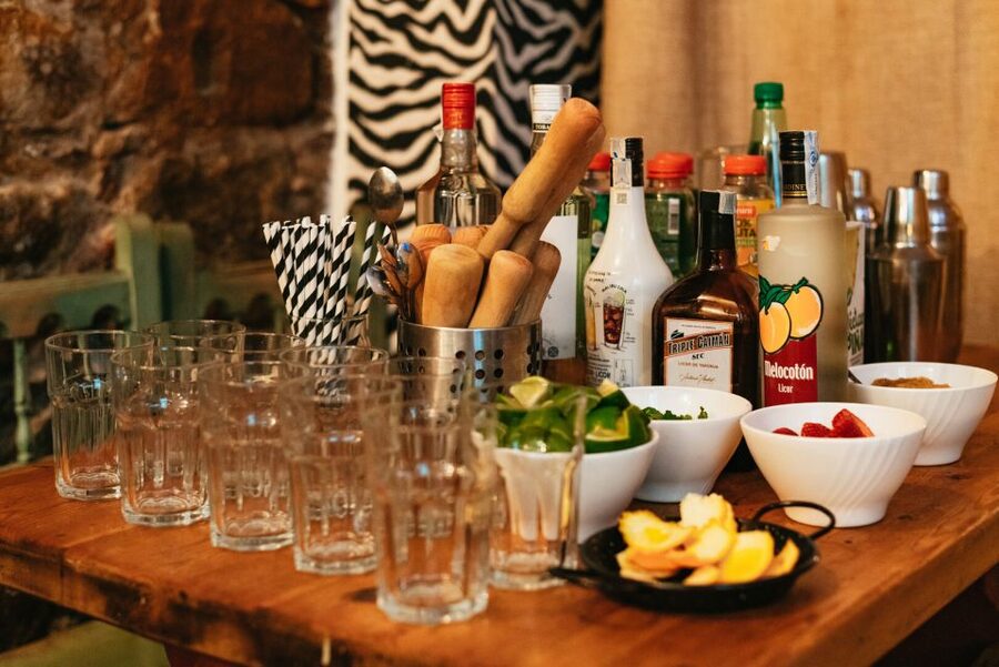 Barcelona: Cocktail Master Class by Mixologist with Tapas - Who This Class Is Best For (And Who Might Want Something Else)