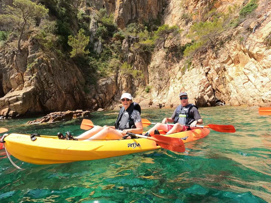 Barcelona: Costa Brava Kayaking & Snorkeling Tour with Lunch - Picnic lunch in S’Agaró: what’s included and how to plan around it