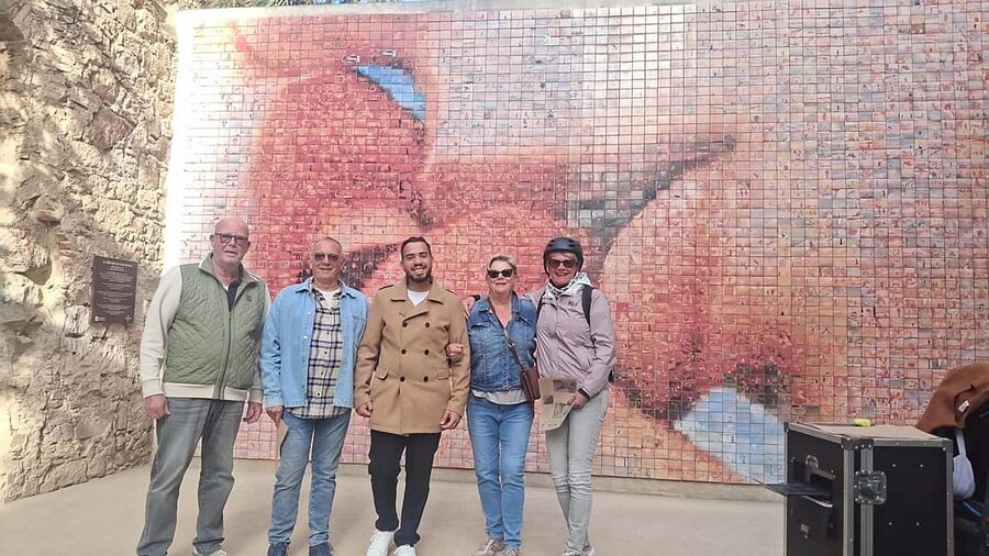 Barcelona: Creative Photo Tour of the City's Artistic Corners - Money Value: Why $23 Works Here