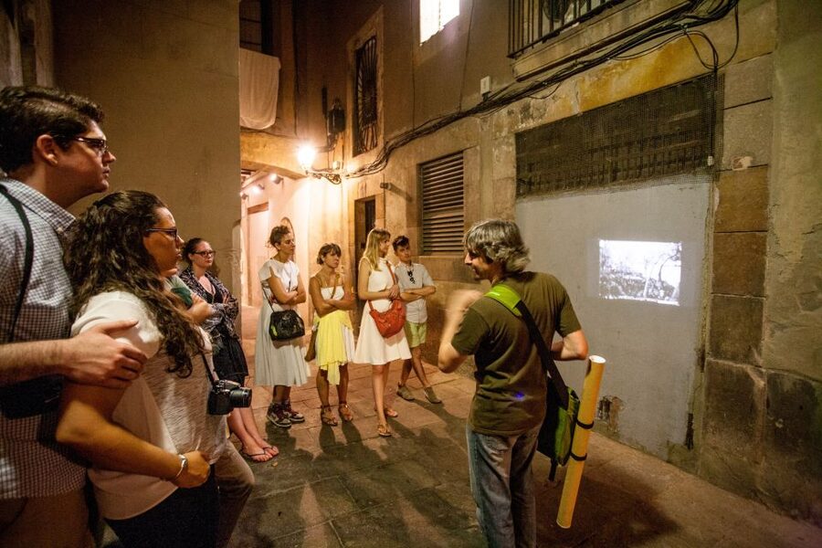 Barcelona: Dark History Night Walking Tour - Executions, forgotten cemeteries, and what authority looked like on the ground