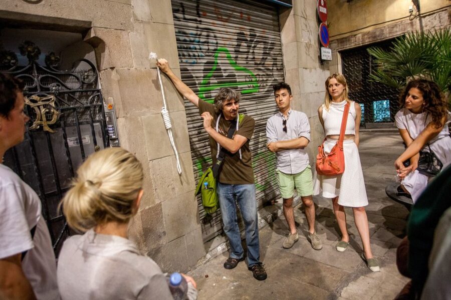 Barcelona: Dark History Night Walking Tour - How long it takes, what walking feels like, and weather reality
