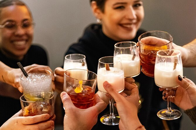 Barcelona Dark History Night Walking Tour With Drinks - Stop 1 at Basilica de Santa Maria del Mar: traditions that set the tone