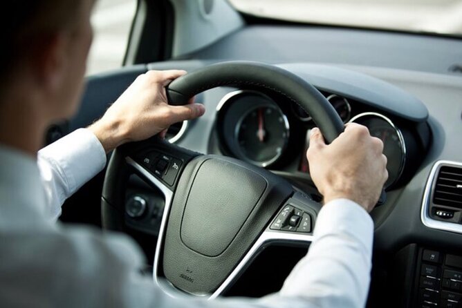 Barcelona Departure Private Transfer From City To Cruise Port - Pickup Details: What You Get and How It Feels