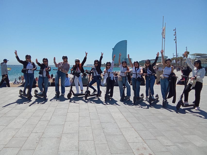 Barcelona: e-scooter and Bike tour - Quick hits