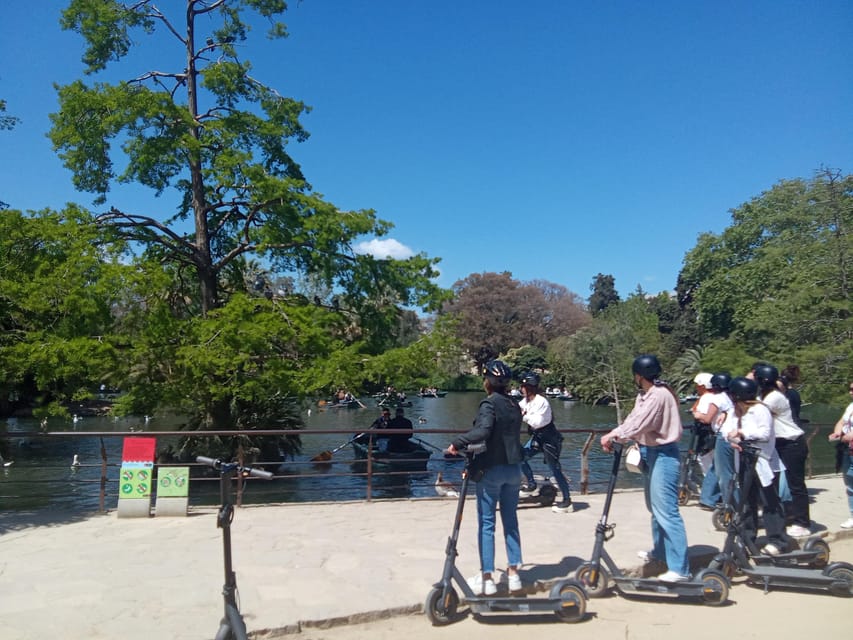 Barcelona: e-scooter and Bike tour - Montjuïc panoramas and the cactus park area