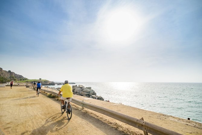 Barcelona eBike Beach Private Tour to Vineyards & Picnic - Meeting at Carrer del Judici, then getting your bearings fast