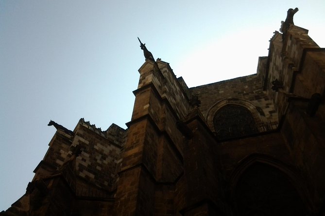 Barcelona: El Born Ghost Walking Tour. - Santa Maria del Mar: the perfect ending to a spooky stroll