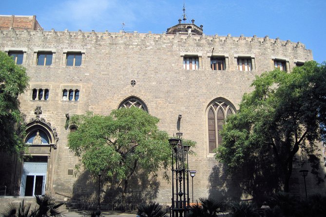 Barcelona: El Born Ghost Walking Tour. - How spooky is it, really? Expect folklore, not horror movie scenes