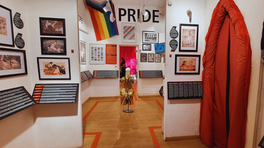 Barcelona Erotic Museum – Explore Art, History & Fun - Your first 15 minutes: welcome drink, audio guide, and an easy start