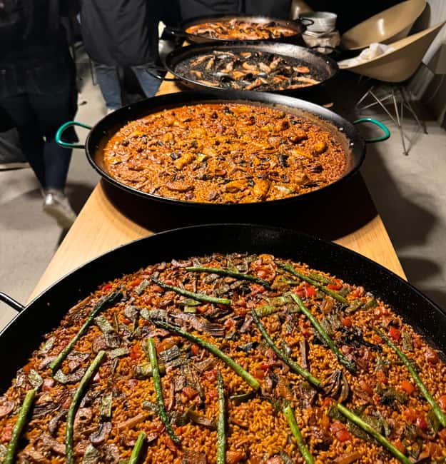 Barcelona Evening Cooking Class: 5-Course, 3 Paellas & Cava - A 5-course paella and cava evening, clocked to 8:00 pm