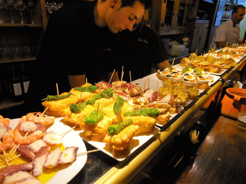 Barcelona: Evening Walking Tour in the Gaudi Area with Tapas - Getting There Near Casa Sayrach Without Stress
