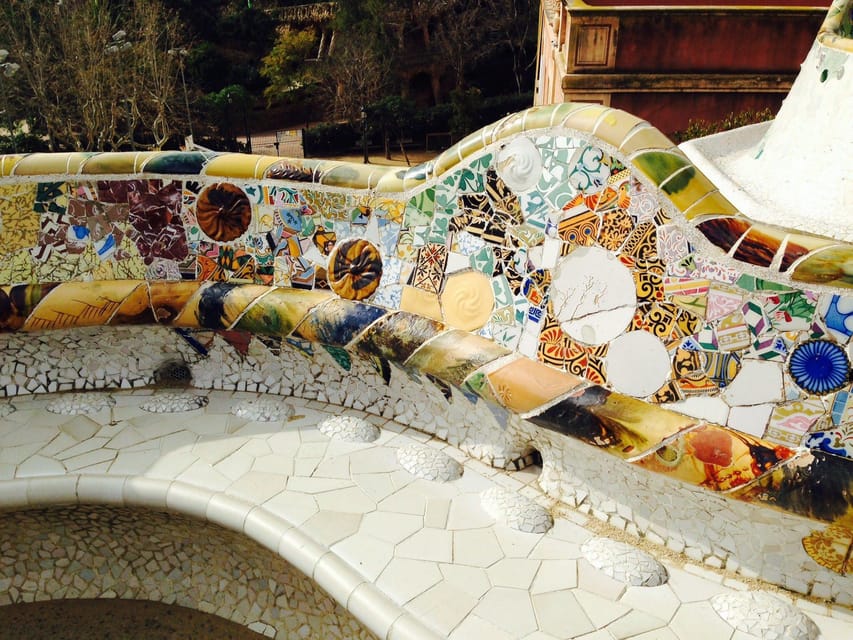 Barcelona: Exclusive Park Güell Private Guided Tour - The Real Value: What Your $177 Buys You