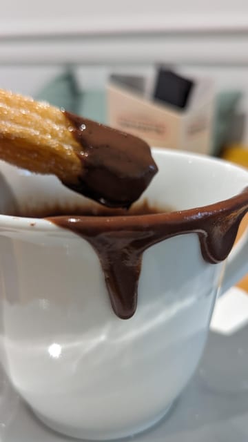 Barcelona: Experience the Best Churros with Hot Chocolate - Key highlights you should care about
