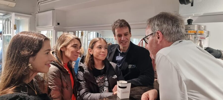 Barcelona: Experience the Best Churros with Hot Chocolate - Should you book this churros and hot chocolate in Barcelona?