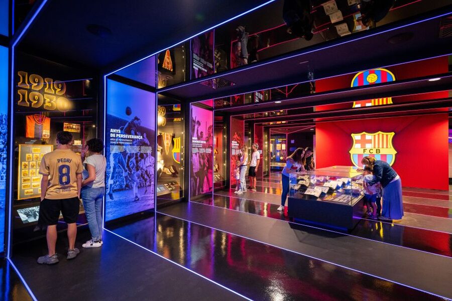 Barcelona: FC Barcelona Museum "Barça Immersive Tour" Ticket - Camp Nou Live 360º: the most memorable room in the whole ticket