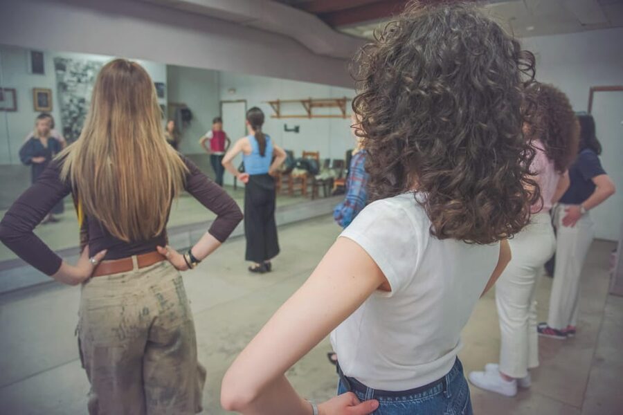 Barcelona: Flamenco Class Experience - Flamenco Basics You’ll Practice Right Away