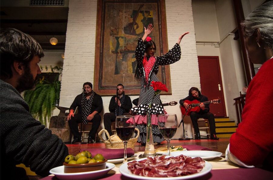 Barcelona: Flamenco Show with Dinner at Tablao de Carmen - Where you sit matters: balcony seating can change the vibe