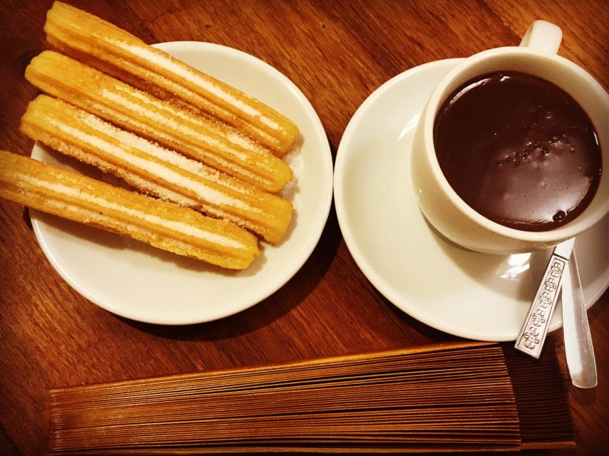 Barcelona: Food & Drink Tasting Tour in Traditional Taverns - Key highlights worth marking on your map