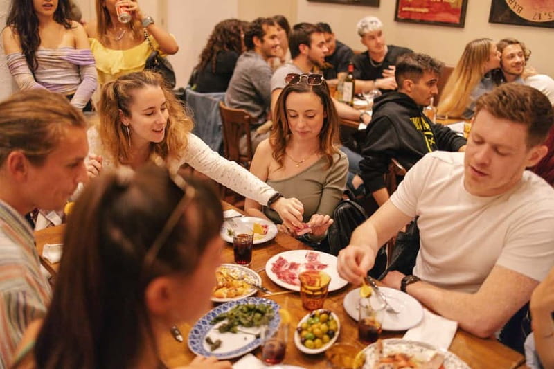 Barcelona: Food Walking Tour with Tapas and Wine - Portion size and pace: what 150 minutes actually feels like