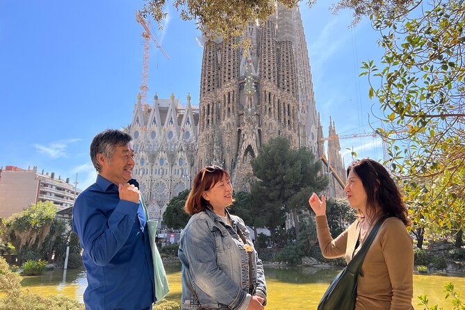 Barcelona Full Day: Sagrada Familia and the 3 Gaudí Houses - Timing and Your Day Plan: Lunch Gap, Then Late Afternoon Sagrada