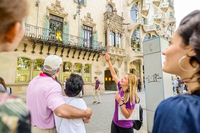 Barcelona Gaudi and Sagrada Familia Tour - La Pedrera, the strange building that makes more sense with context