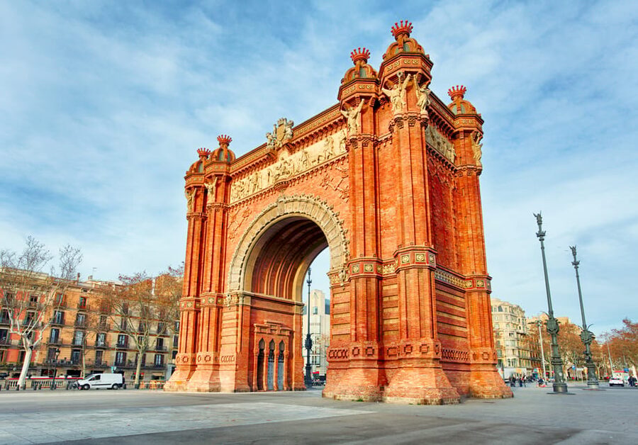 Barcelona: Gaudi Highlights Guided Tour by Electric Scooter - Starting in Plaça dels Traginers, where the tour sets you up to succeed