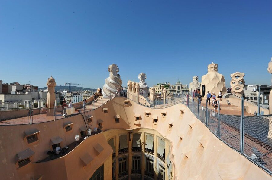 Barcelona: Gaudí Houses & Sagrada Familia Tour - Casa Vicens morning start: Gaudí’s first commission energy