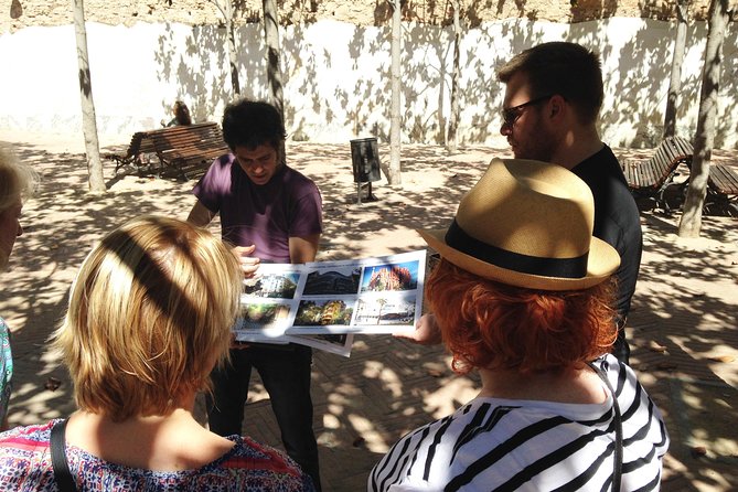 Barcelona & Gaudi. Regular Tour - A 3-Hour Modernism Route Through Barcelonas Eixample