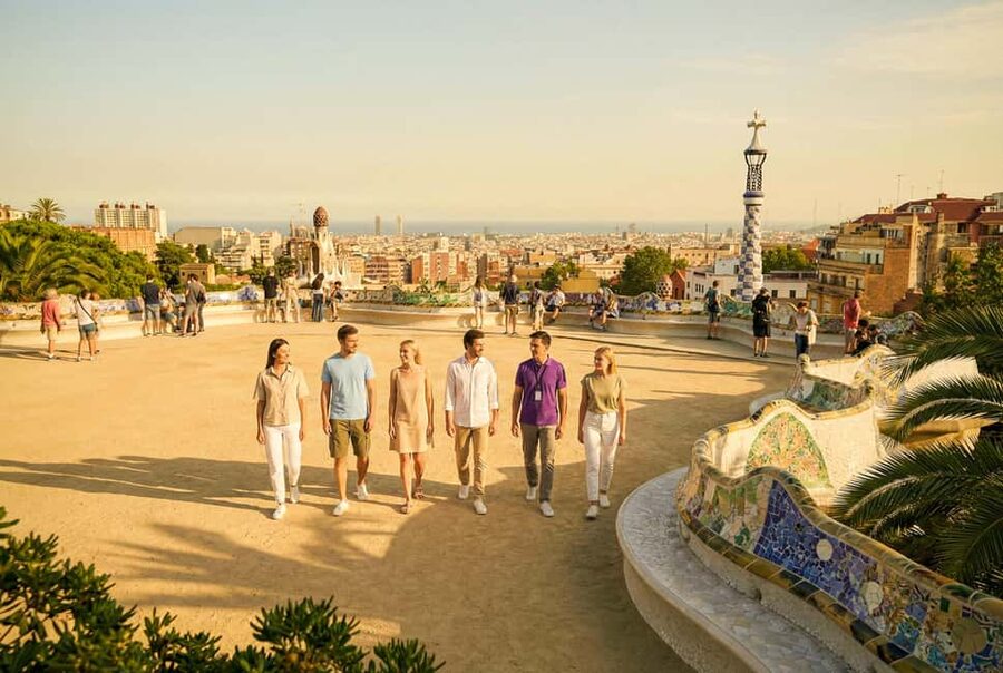 Barcelona: Gaudí’s Park Güell Tour with Fast-Track Ticket - What to Bring and What to Expect Once You Are There