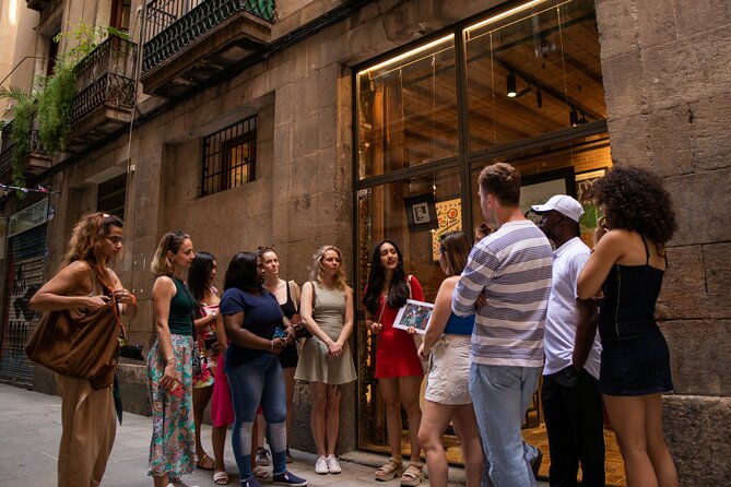 Barcelona Gems, 10+ Sights Immersive Walking Tour - Barri Gòtic to Santa Maria del Mar: Roman Echoes and a Church with a Twist