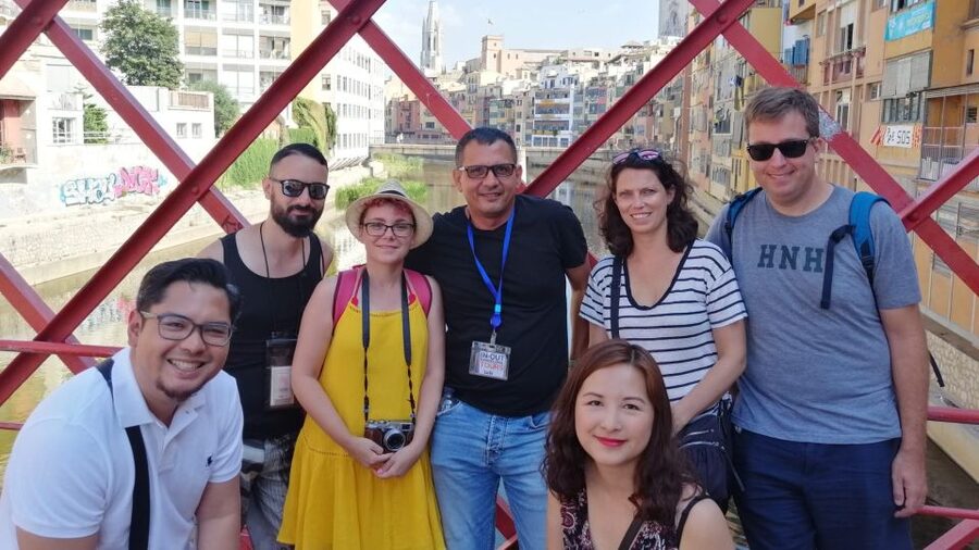 Barcelona: Girona & Costa Brava Small Group Tour with Pickup - Food planning: when lunch fits and how to make it worth it