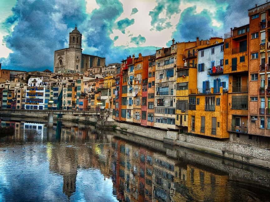 Barcelona: Girona & Medieval Catalonia with Costa Brava - The historic Jewish Quarter: what you notice when someone gives you the map