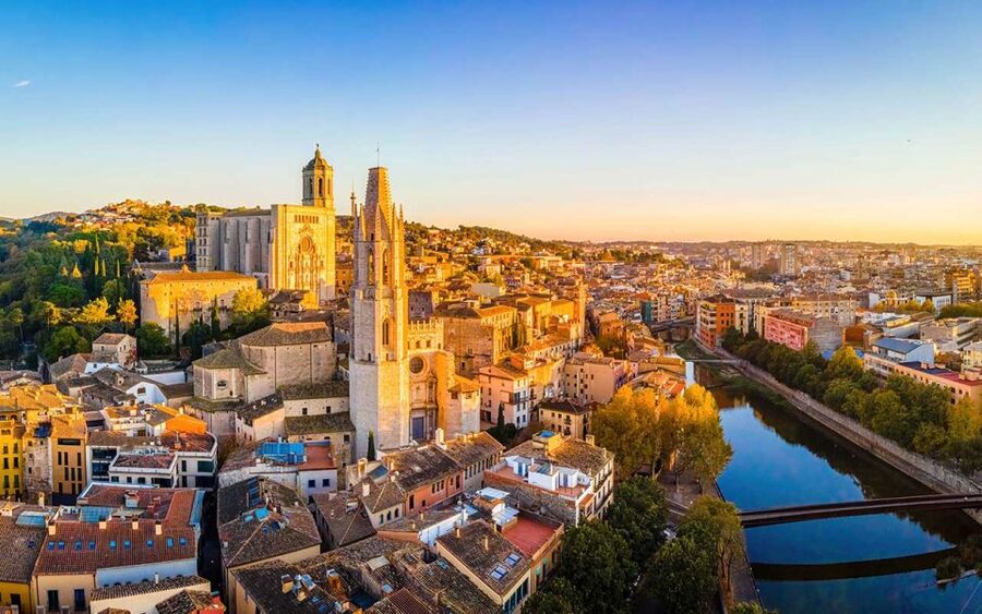 Barcelona: Girona Private Guided Tour by High-Speed Train - Key highlights to expect