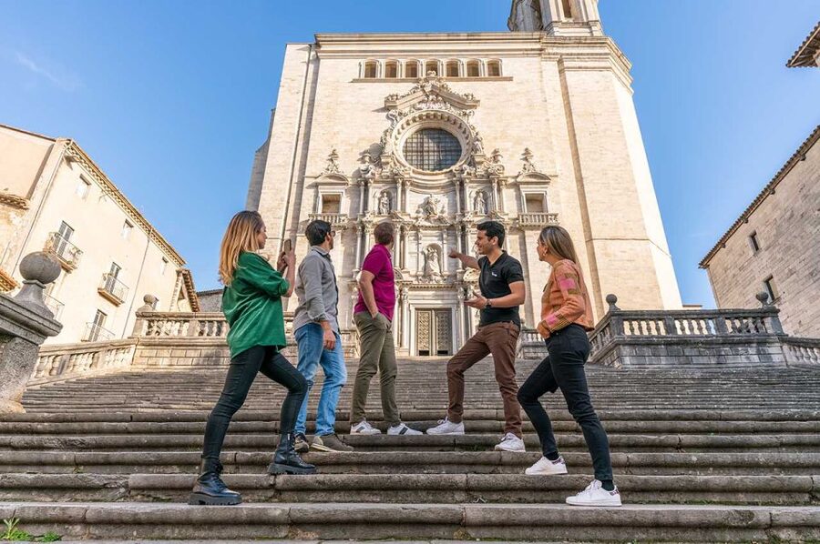 Barcelona: Girona Private Guided Tour by High-Speed Train - Should you book this Girona train-and-guided tour?