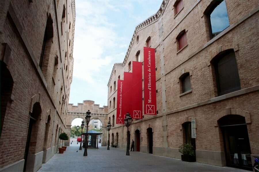 Barcelona: Go City All-Inclusive Pass with 45+ Attractions - Barcelona Food and Beach Break: Finger Food Menu at Barceloneta