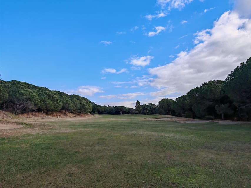 Barcelona Golfing: All-Inclusive Experience Pick-Up Drop-Off - Languages and the Style of the Guidance
