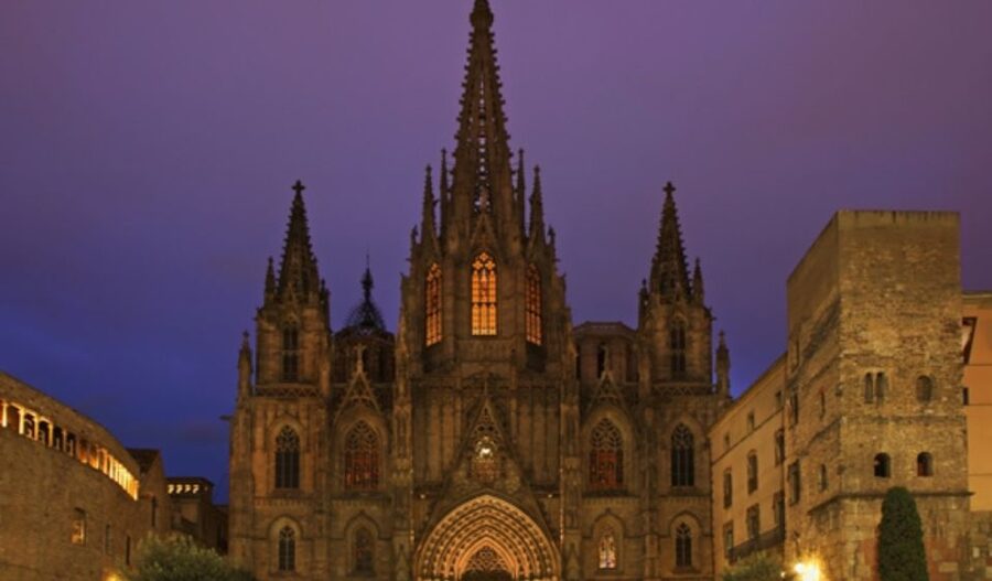 Barcelona: Gothic Quarter and Flamenco Show (Small Group) - What a local guide does for you (and why names matter)