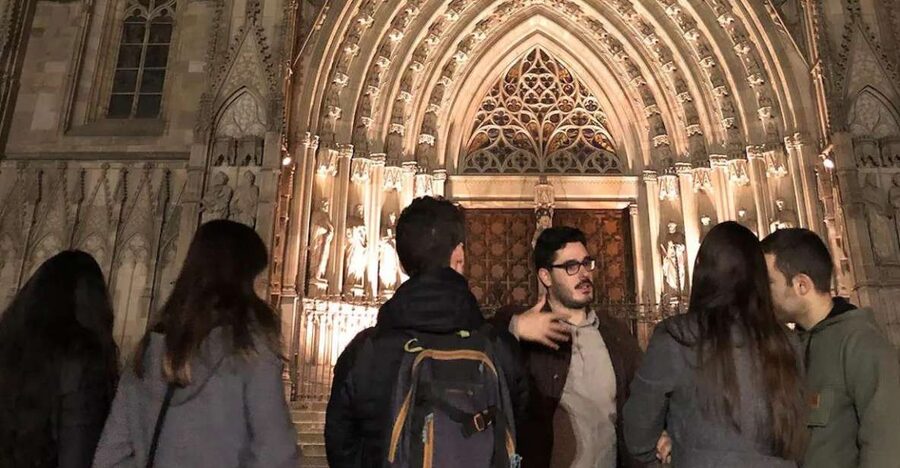 Barcelona: Gothic Quarter By Night Guided Walking Tour - Starting Outside Hard Rock Cafe in Plaza Cataluña