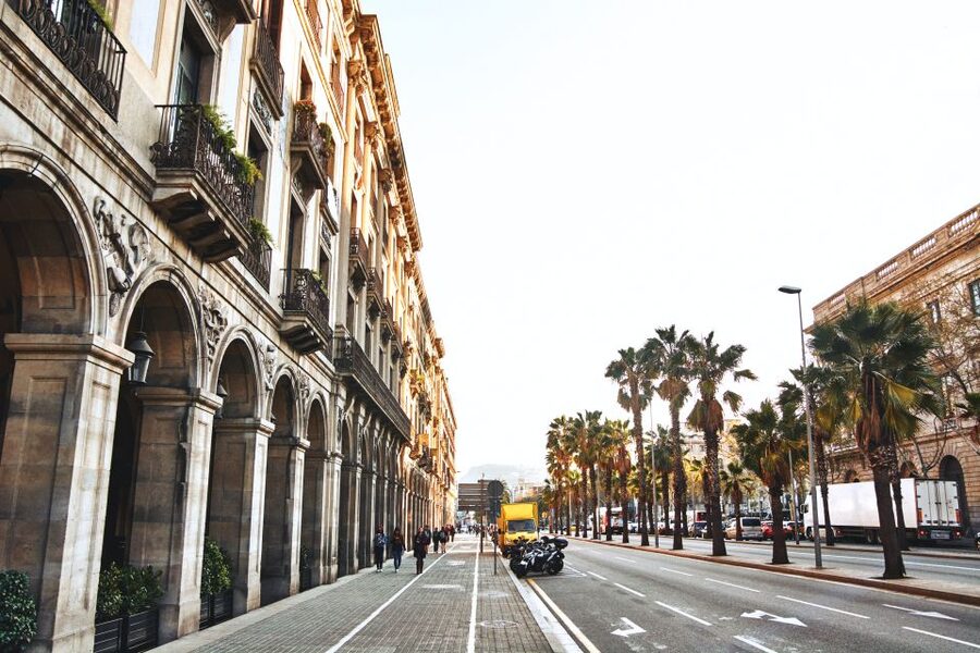 Barcelona: Gothic Quarter & La Sagrada Familia Private Tour - Price and value: why $294 can be a smart deal