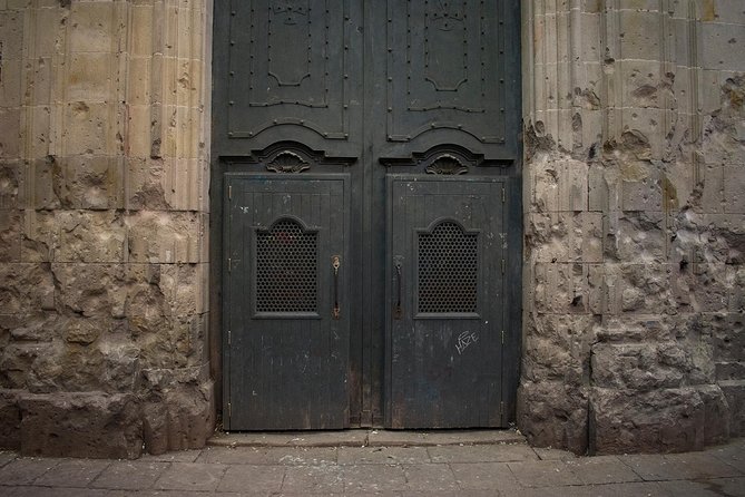 Barcelona Gothic Quarter's Deepest Secrets & Sangria - Getting to Boqueria and the port area without the hassle