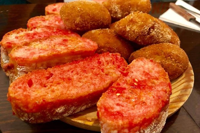 Barcelona Gothic Quarter VIP Tapas & Wine Tour - Historic Jewish Quarter Finale: Labyrinth Alleys, Hidden Courtyards, and a Proper Dessert Finish