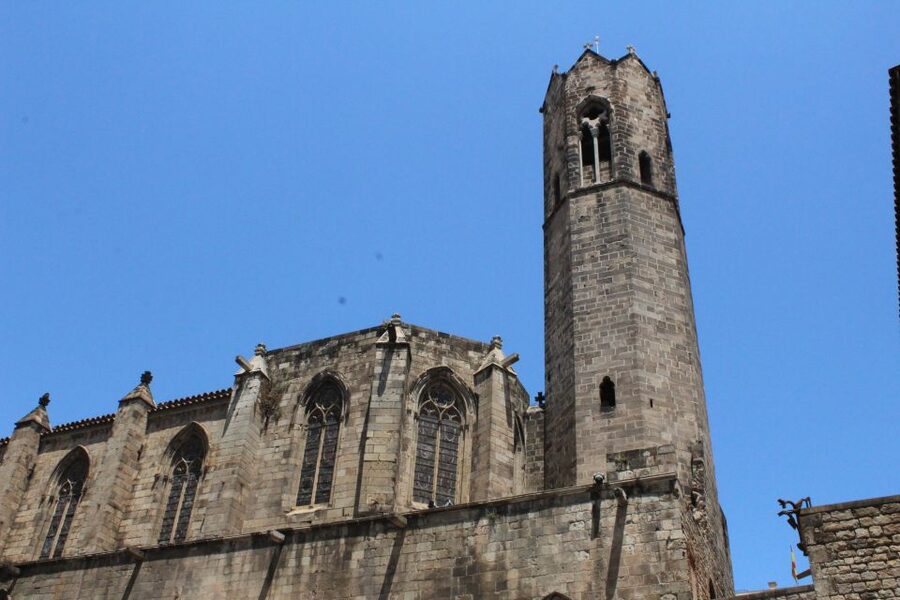 Barcelona: Gothic Quarter Walking Tour - Spanish Civil War memory: My Immortal and the city’s scars