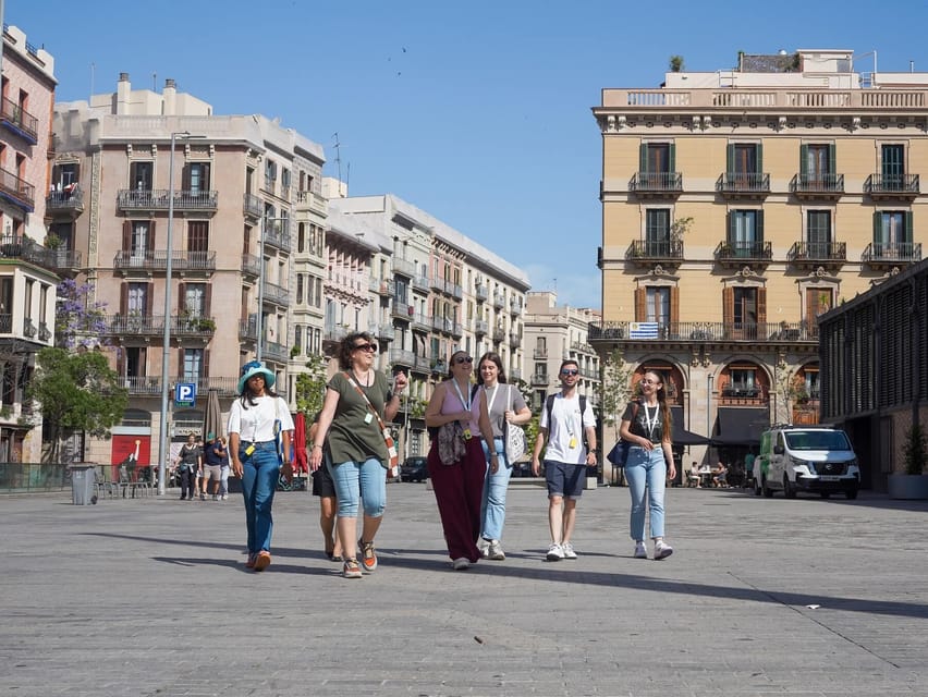 Barcelona: Gothic Quarter Walking Tour w/ Montjuïc Cable Car - Price and Value for $46: What You Get That DIY Often Costs More For