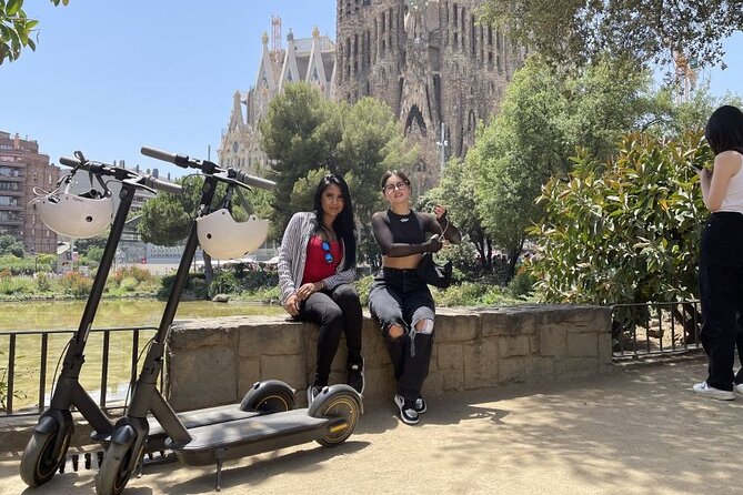Barcelona Guided 2 hour E-Scooter Tour - Stop 1, Arc de Triomf: a grand gateway with 19th-century purpose