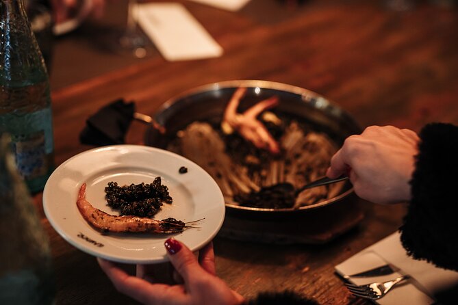 Barcelona: Guided Food Walking Tour with Tapas and Wine - Santa Maria del Mar and the paella finale at Carrer dAvinyó