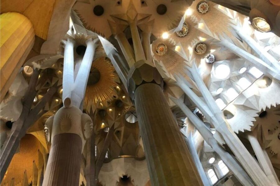 Barcelona: Guided Sagrada Familia Tour & Skip-The-Line Entry - The interior route, including the main altar stop