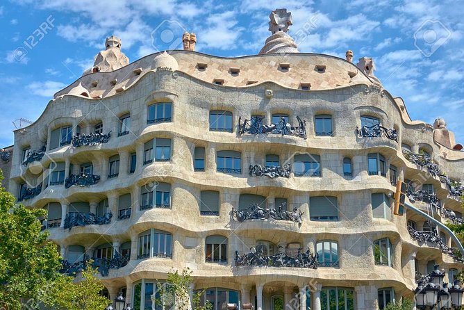 Barcelona Half-Day Sightseeing Private Tour - Montjuïc Hill for 1992 Olympic leftovers and city views