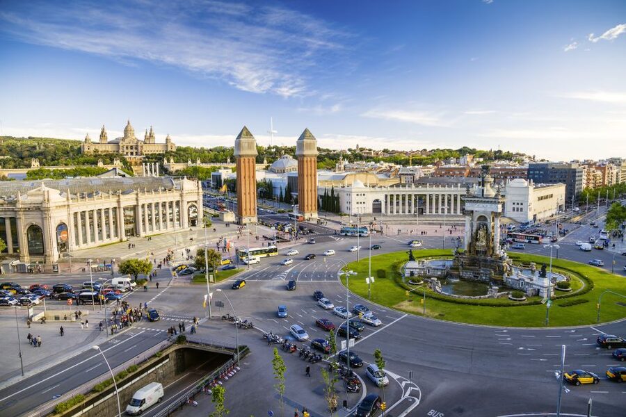 Barcelona: Half Day Tour on Sidecar Motorcycle - The 3.5-hour route: monuments, parks, and shoreline views