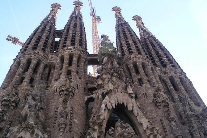 Barcelona Half-day Tour With Local Driver-guide - From Passeig de Gràcia to the Ramblas: Walk-by Barcelona at Street Level