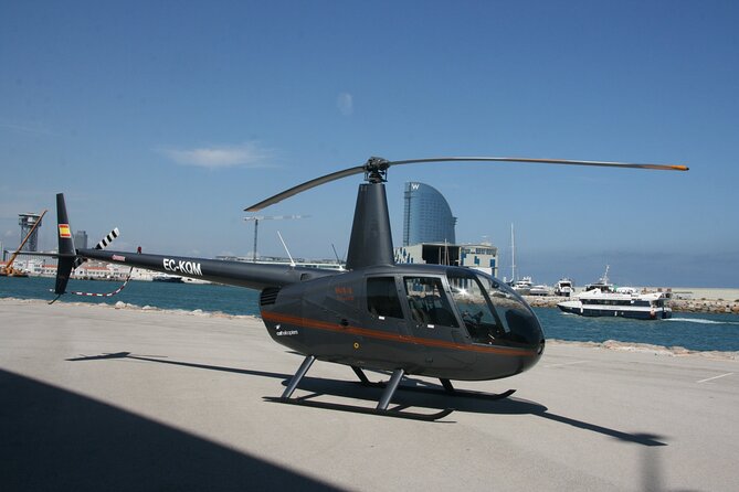 Barcelona Helicopter Flight: Unique View from The Sky - Safety and professionalism you can feel at check-in